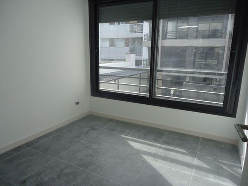 Apartamento Moderno Con Parrillero Propio !!