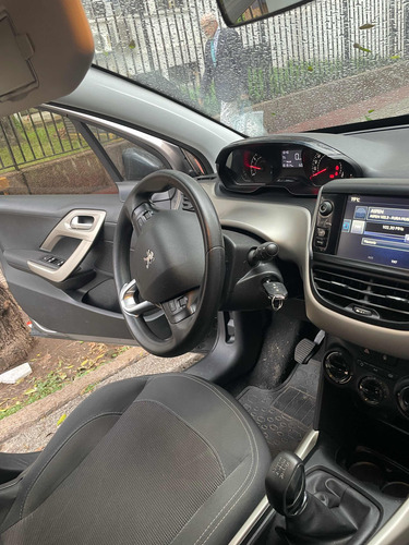 Peugeot 2008 1.6 Allure