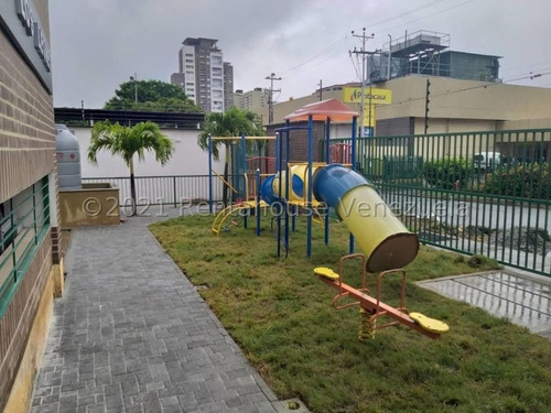Imagen 4 de 30 de Apartamentos En Venta En Los Leones En Barquisimeto , Lara Cod # 22-481 , Marisela Rodriguez _ 04121518893 / Mr*/
