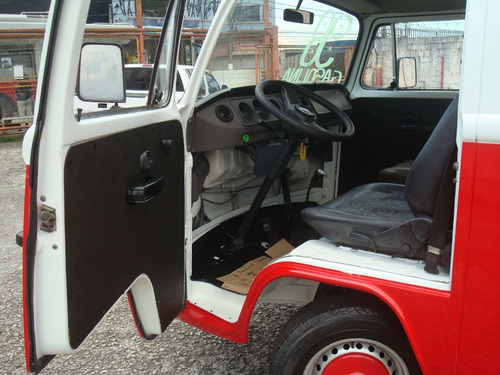 Imagem 12 de 15 de Kombi Carat 98,opala,fusca,caravam,c10,f75,brasilia,jipe,s10
