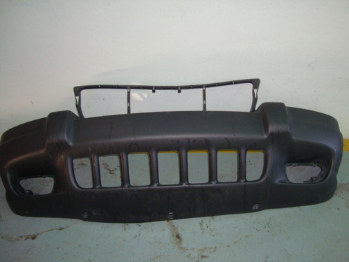 Parachoques Delantero De Grand Cherokee Laredo 99-05