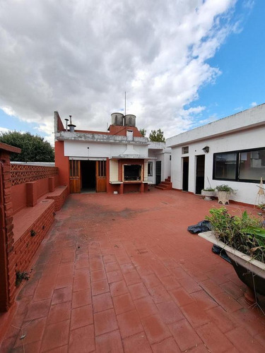 Imagen 6 de 18 de Casa - Villa Adelina