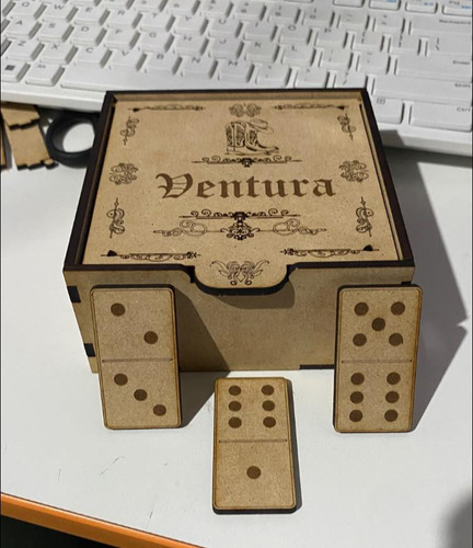 Domino En Mdf Con Caja Grabado Personalizado.