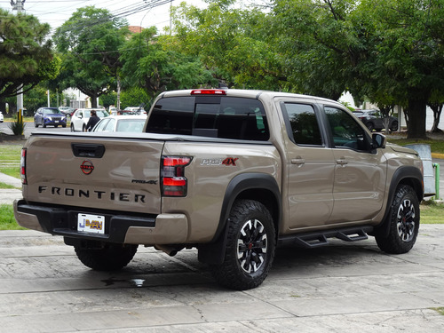 Nissan Frontier 3.8 V6 Pro-4X 4Wd Mt