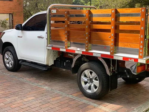 Toyota Hilux 2.7 Chasis 4X2