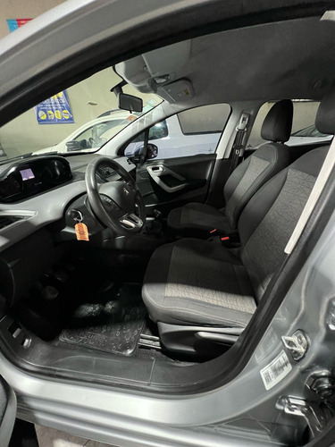 Peugeot 208 1.6 Active