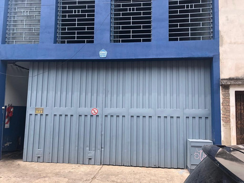 Imagen 2 de 2 de Local De 130 M2 En Barrio Luis Agote, Rosario