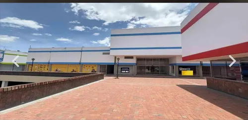 Bodega 218.50 M2 - 2 Pisos - 2 Baños