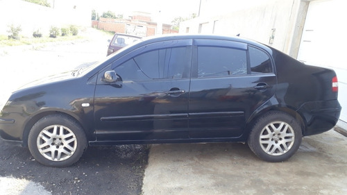 Volkswagen Polo Sedan 2006 1.6 Comfortline Total Flex 4p