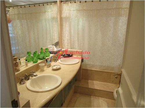Imagen 25 de 30 de Venta De Apartamento De 3 Dormitorios Y Dep. De Servicio En Punta Del Este.