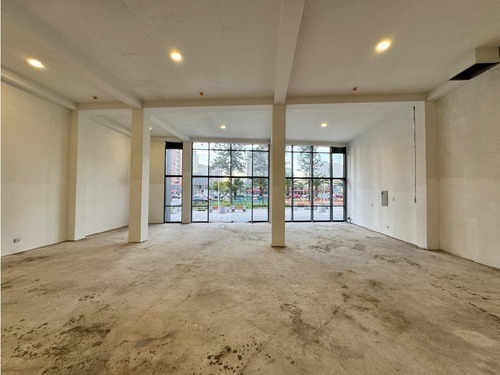 Arriendo Local Comercial, Metro Irarrázaval