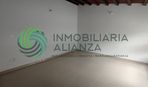 Casa En Arriendo En Cabecera Del Llano. Cod A16991