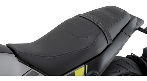 Imagen 10 de 25 de Benelli Leoncino 250