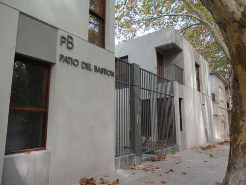 Patio Del Bastión - Rivadavia  234 -   Depto 06