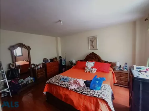 Buen Acceso Con Buena Iluminación(mls#247571)