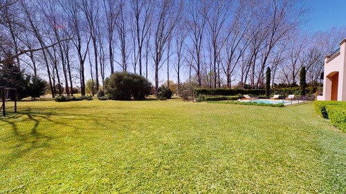 Imagen 15 de 30 de Casa - Ayres De Pilar