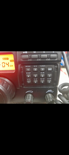 Yaesu Sisten 600 En Excelente Estado (Usado)