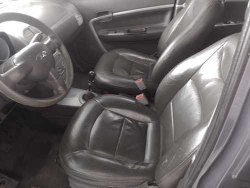 Imagem 8 de 9 de Chery Face 2011 1.3 16v 5p