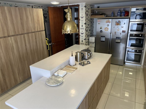 Imagen 22 de 28 de Depto En Venta De 4 Dorm. + Estar + Escritorio En Vi