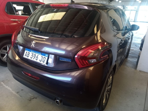 Peugeot 208 Allure 45.000kms Impecable !!!