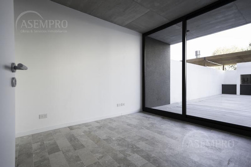 Imagen 16 de 28 de Mudate A Este Patio!! Suite Y Piscina Privada
