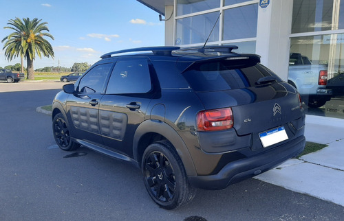 Imagen 5 de 8 de Citroen C4 Cactus Shine Pure Tec 1.2 2018 62.000km