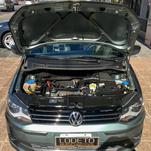 Volkswagen Suran 1.6 Comfortline 2011