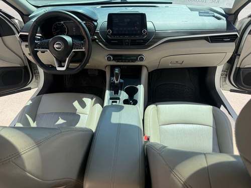 Nissan Altima EXCLUCIVE 2.OT
