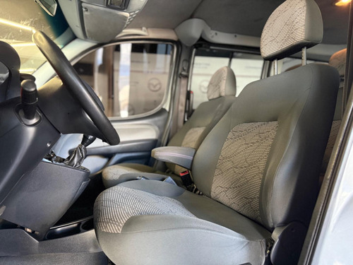 Fiat Doblo Essence 1.8 Flex 16v 7l