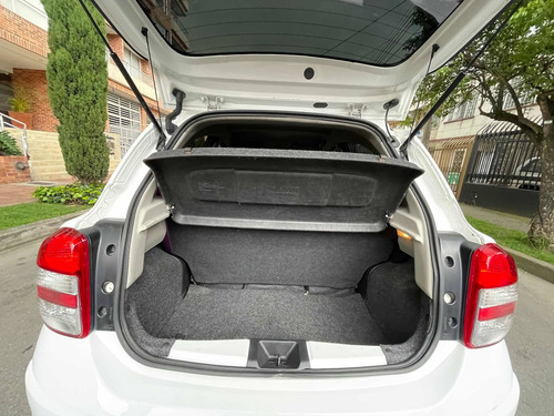 Nissan March 2014 1.6 Advance