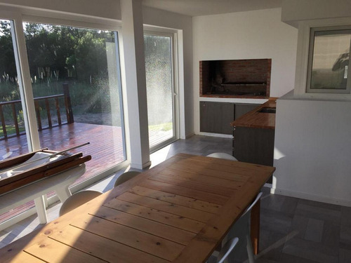 Imagen 12 de 21 de Residencial 1 Costa Esmeralda: Muy Buena Casa En Venta Con Pileta