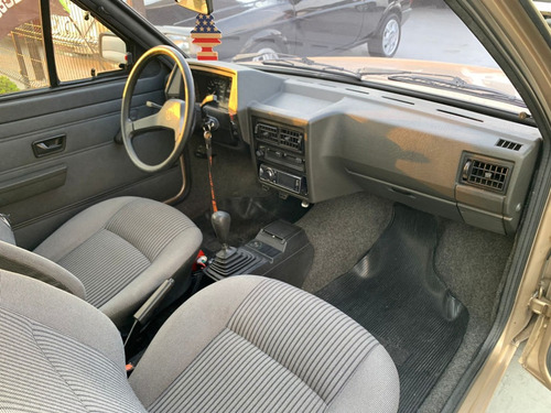 Imagem 11 de 14 de Volkswagen Voyage 1.8 Cl 8v Álcool 2p Manual