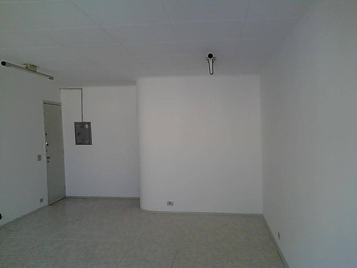 Imagem 4 de 8 de Sala Comercial Para Locação Ou Venda, Jardim São Dimas 36m² 1 Vaga. Desocupada - Sa0153