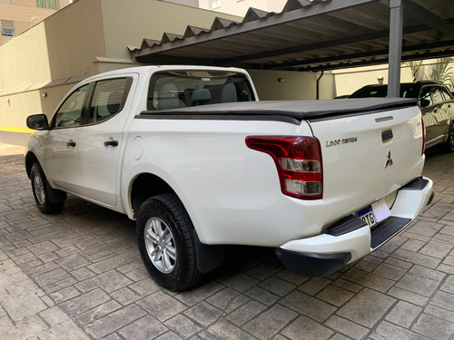 Mitsubishi L200 2.4 Triton Gl Cab. Dupla 4x4 4p