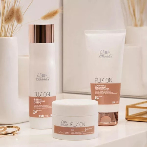 Shampoo Fusion Wella 250ml Reparacion Intensiva