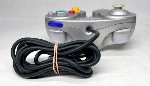 Control Color Plateado Nintendo Gamecube Retromx (Usado)