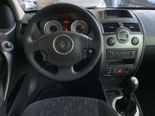 Imagem 9 de 9 de Renault Mégane 1.6 Dynamique Grand Tour 16v Flex 4p Manual