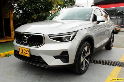 Volvo XC40 2.0 B4 Hibrida At 4x2