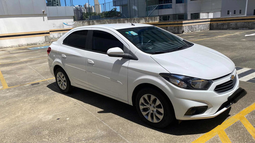 Imagem 4 de 11 de Chevrolet Prisma 2017 1.4 Lt Aut. 4p