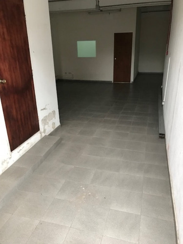 Imagen 11 de 13 de Planta Industrial En Alquiler Guaicay 400 M2