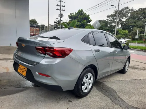 Chevrolet Onix LT 1.0 M/T 4 P
