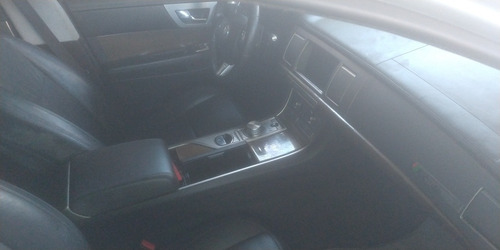 Imagem 3 de 6 de Sucata Jaguar Xf V8 Ano 2009 Para Retirada De Peças