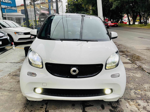 Imagen 3 de 11 de Smart Fortwo 2017 8.9l Prime Turbo . At