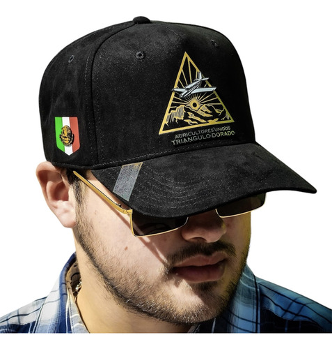Gorra Vago Style Triángulo Dorado Snapback Hombre Premium