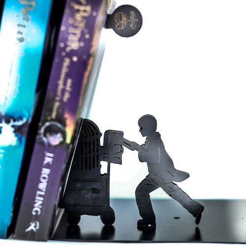 Imagen 3 de 4 de Sujetalibros | Harry Potter Plataforma 9 3/4 Book End Metal