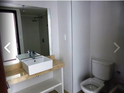 Imagen 4 de 8 de Venta Oficina De 100 M2 Sobre Av 18 De Julio Con Entrega Inicial Usd150000