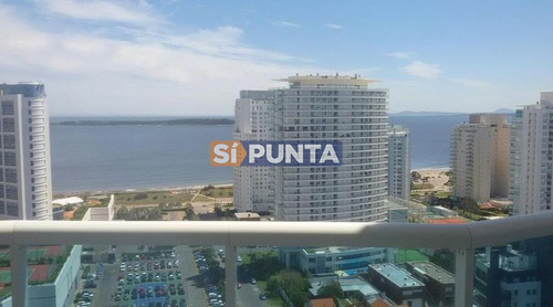 Imagen 1 de 8 de Casino Tower 3 Suites