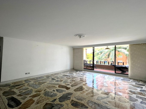 Apartamento En Venta Laureles 