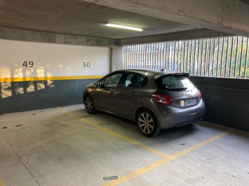 Imagen 2 de 8 de Cochera En Venta En Liniers