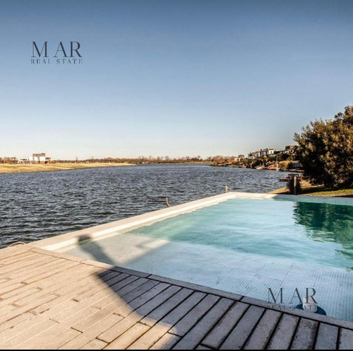 Imagen 17 de 30 de Casa En Venta Con Salida A La Laguna Central En Barrio El Golf Nordelta